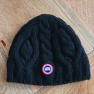 CANADA GOOSE MERINO WOOL BEANIE HAT O/S